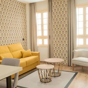 https://suites-chinitas.es-andalucia.com