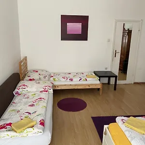  Apartment Johann
