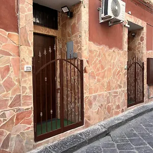 Mary House , Catania Olaszország