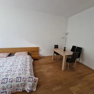 Apartman Keinergasse 18-contactless Check-in!, Bécs