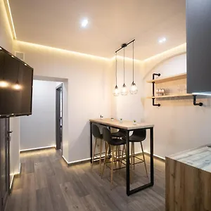https://apartment-on-krakivska-34.hotelslviv.net